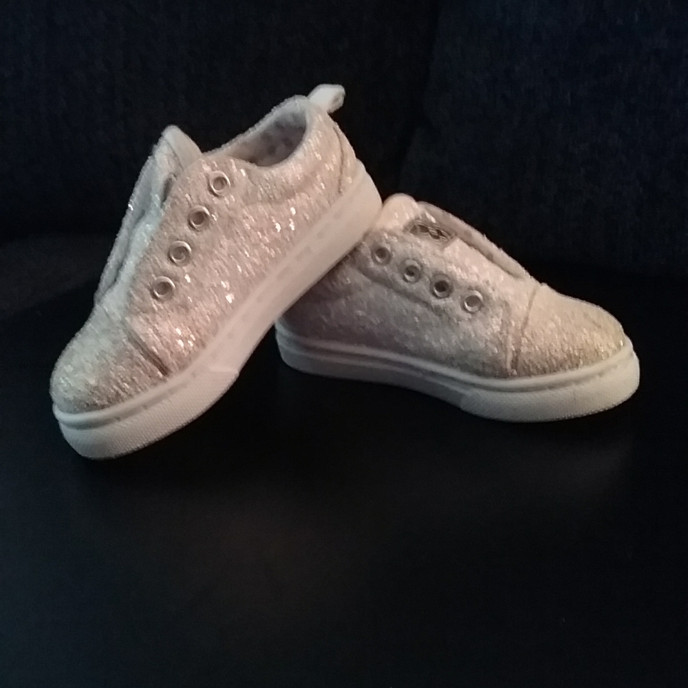 Sparkle Sneakers - Picture 7 of 12